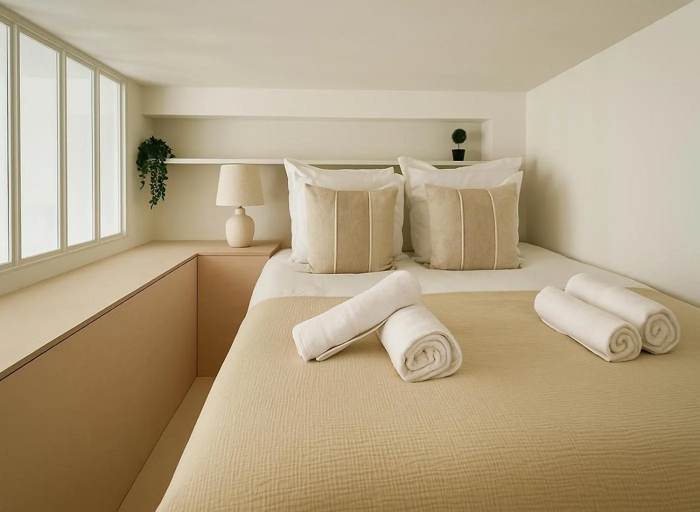 Studio Moderne A Opera Paris